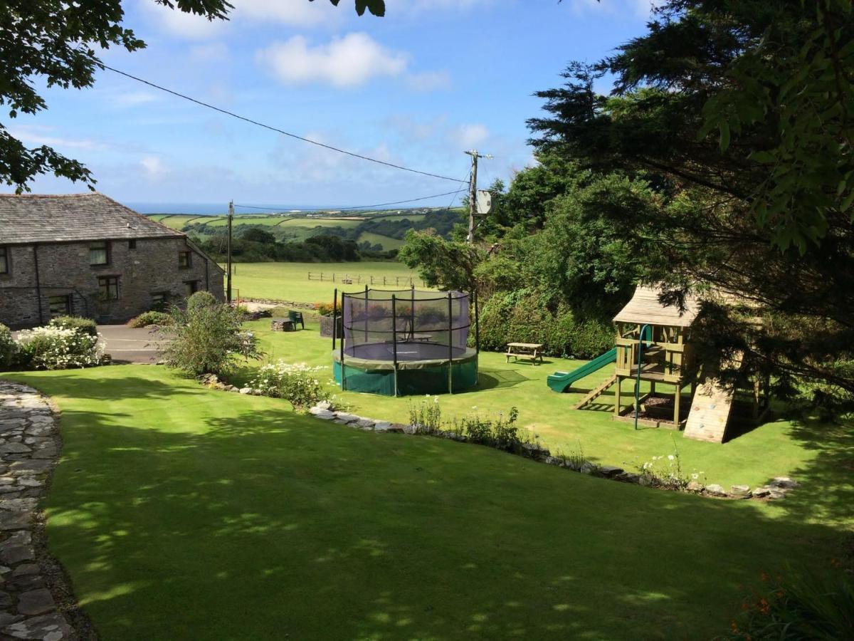 Courtyard Farm *